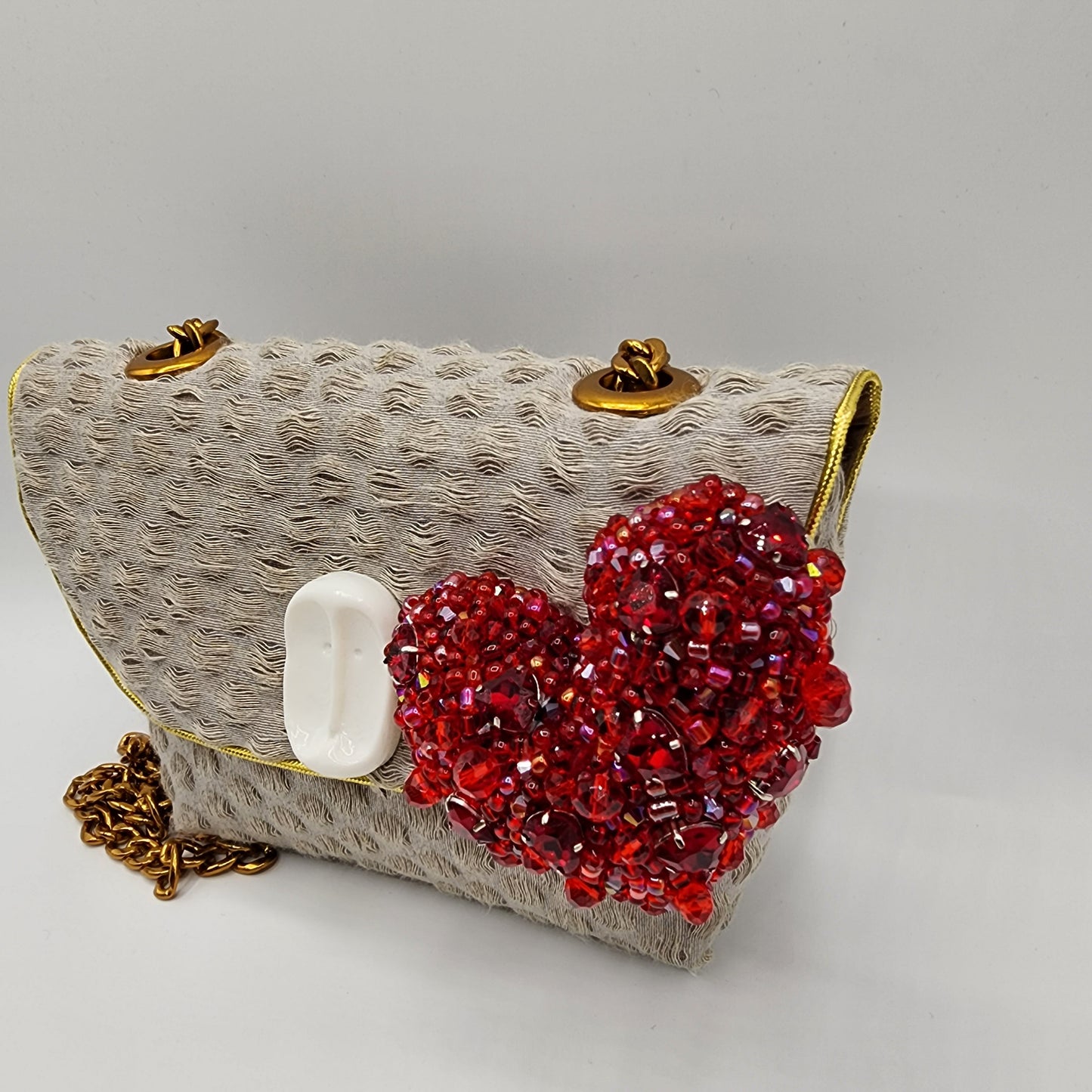 Beige & Red Heart Handbag - NOHBI