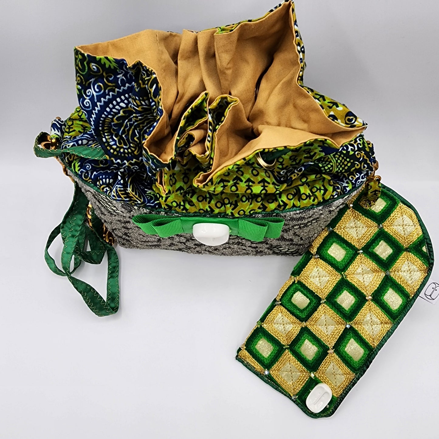 Green & Black Purse Style - NOHBI